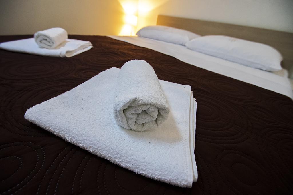 Apartmani I Sobe Grga Starigrad Paklenica Zewnętrze zdjęcie